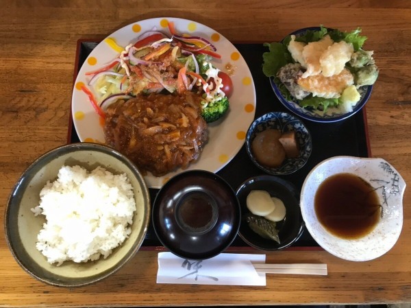 茨城県 つくば市 しょうぐん 穴場なお店の食べ応えのある日替わりランチ 大食いグルメなランチ