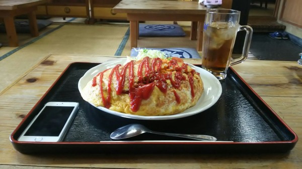 栃木県 小山市 たんぽぽ デカ盛りジャンボなオムライスが 770円っす 大食いグルメなランチ