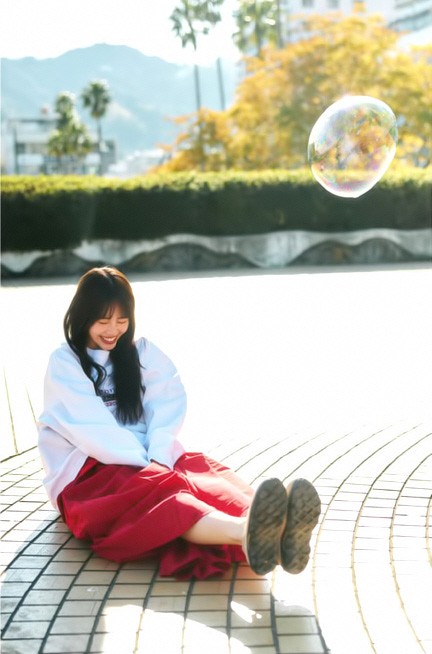 櫻坂46 向井純葉 BLT 2026年4月号写真撮影場所 : fumi Diary 2号店