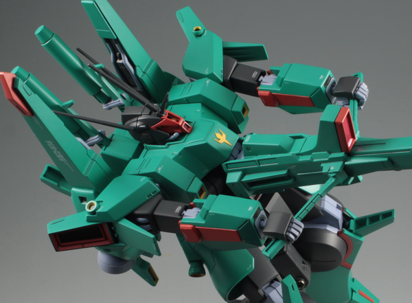 HG ドーベンウルフ ZZ版 : 今日ヤバいザクに会った