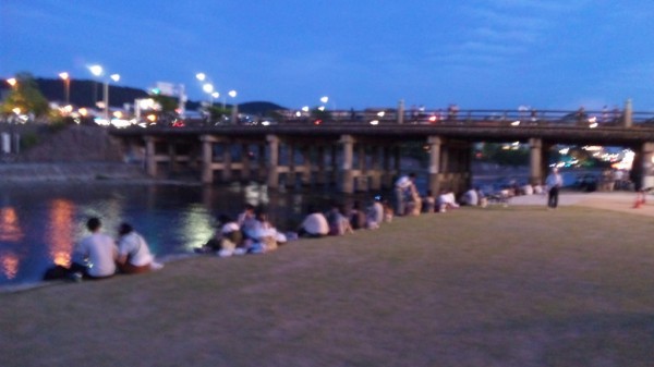 京都徒然案内２０１１夏 鴨川三条河原の川床と鴨川納涼祭 続 下町外飯徒然草