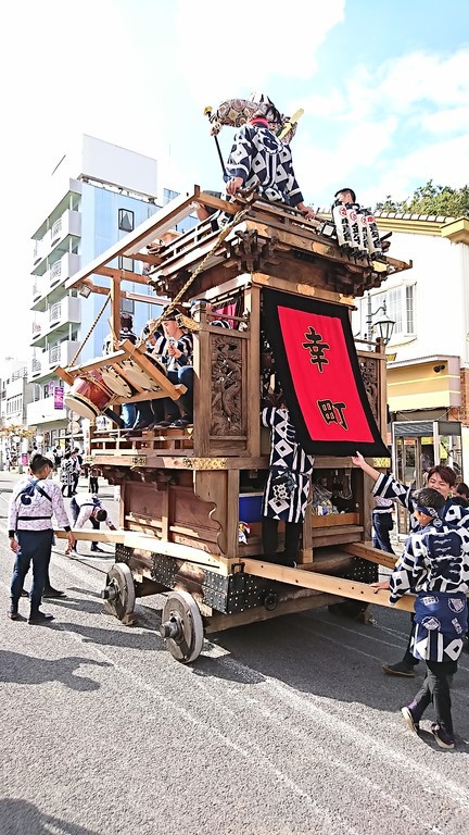 のガラスケ 石岡のお祭り♪　幸町山車ミニチュア完成品♪　ハンドメイド　山車模型 はアクリル