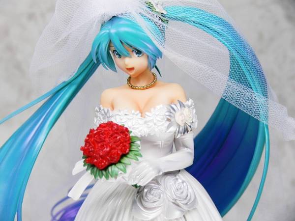 ヤフーオークション 初音ミクの加工フィギュアが38万9000円で落札 二次速ニュース ヤフーオークション 初音ミクの加工フィギュアが38万9000円で落札 二次速ニュース