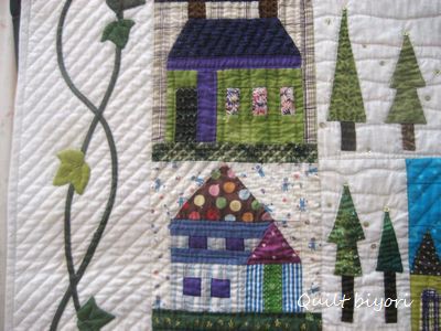 森の教会のハウスのタペストリー完成♪ ＆クロちゃんだ！ : 猫日和