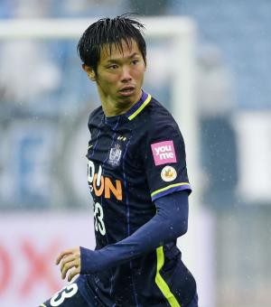 サッカー サンフレッチェ広島df塩谷司 ｕａｅのアルアイン移籍が正式決定 背番号は33 フットボールまとめ