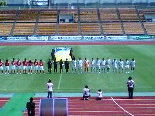 京都は近くなったが ゴールは遠かった Jfl前期10節 Vs佐川印刷sc 西京極スタジアム ガイナーレ鳥取 ボラブロ