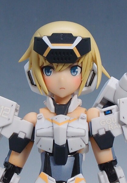 フレームアームズ・ガール 轟雷改［白］Ver.2 : G-01格納庫2（仮）