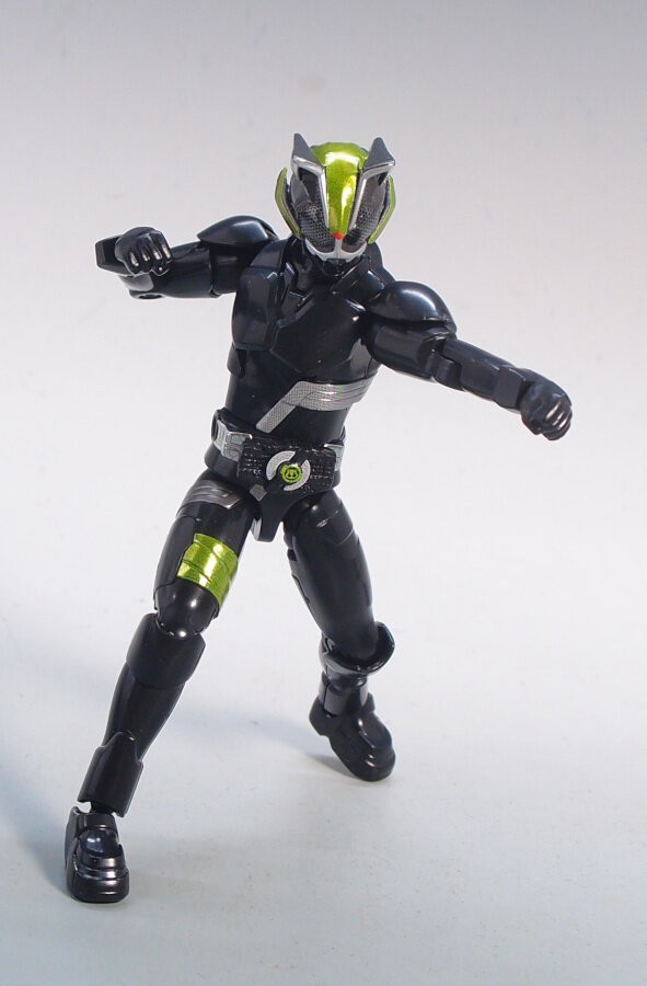 装動 仮面ライダーギーツ ID 1 ＆ 装動 仮面ライダーリバイス　コンプ 装動 仮面ライダーギーツ ID 1 ＆ 装動 仮面ライダーリバイス