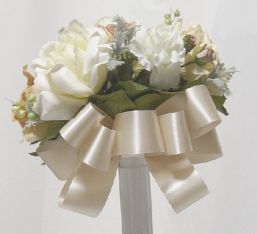 ウェディングブーケの仕組み こだわり Vol 2 造花職人の花ちょす日々