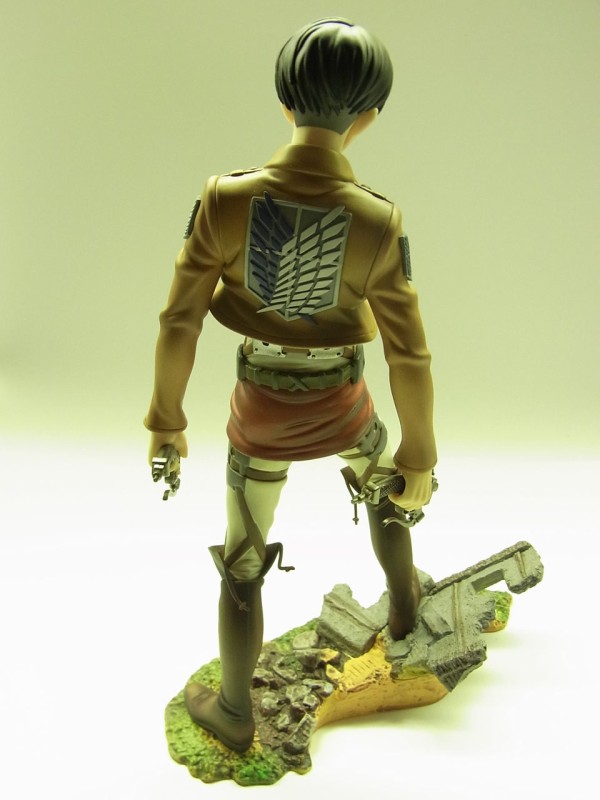 進撃の巨人】 千値練 BRAVE-ACT 1/8 リヴァイ 兵長 フィギュア
