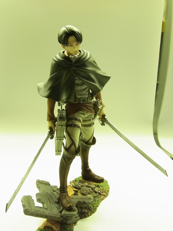 【リペイント】千値練 BRAVE-ACT 進撃の巨人 リヴァイ 1/8スケール 進撃の巨人 1/8 リヴァイ （お掃除版）BRAVE-ACT 千値練 フィギュア