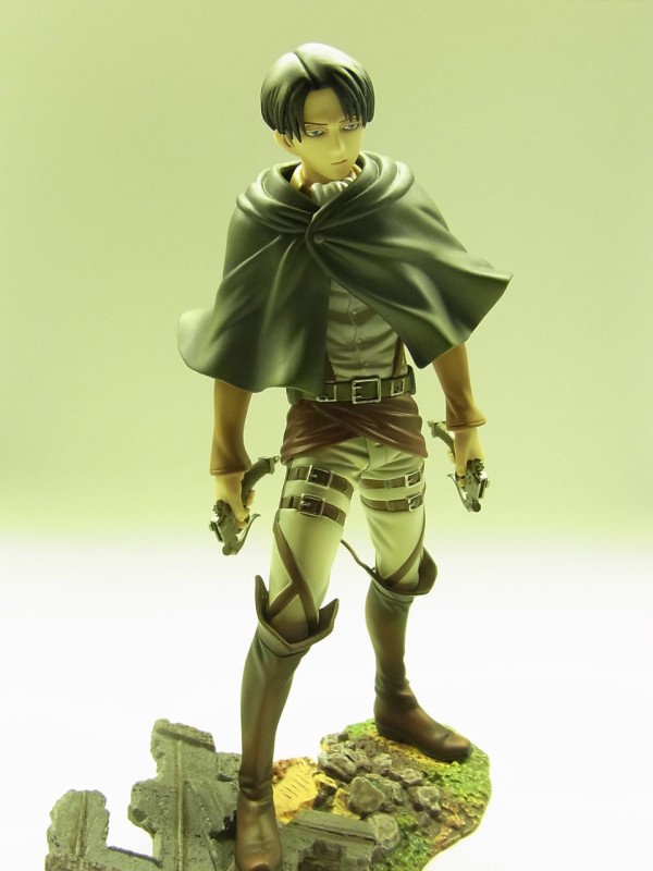 進撃の巨人】 千値練 BRAVE-ACT 1/8 リヴァイ 兵長 フィギュア 写真