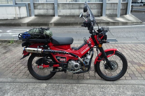 CT125 OVERレーシングGPパフォーマンスチタンマフラー取り付け CT125 OVERレーシングGPパフォーマンスチタンマフラー取り付け
