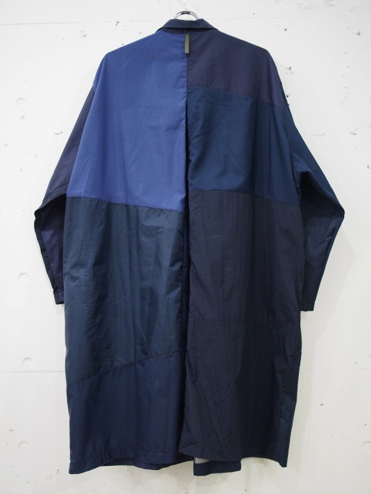 SUNNY SIDE UP】RE NYLON COAT / NAVY : GARDEN