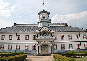奈良時代建築の研究 (1969年) 新建築1970年6月号｜吉村順三「青山タワービル」／坂倉建築研究