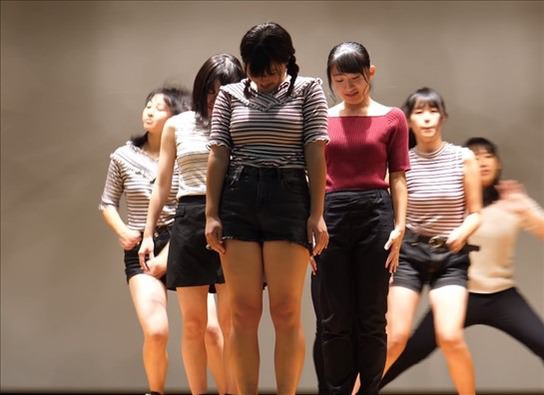 動画 女子高生ダンスの暴力的なおっぱいｗｗｗ 5chえちえち