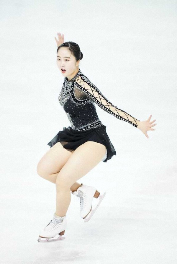 橋本環奈　下着姿　本田望結　尻 アイドル・女子アナ画像☆吟じます 橋本環奈、純白パンチラ ...