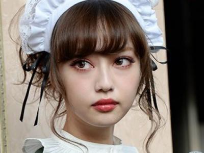 芸能 中村雅俊の娘の中村里砂 30歳 が美脚を披露 ツインテ姿に天使 画像 芸能とくダネ