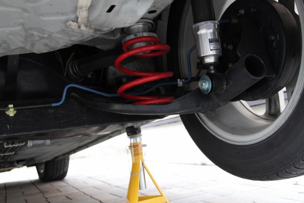 Best Iの車高を調整する リア編 お金のない人の趣味ブログ