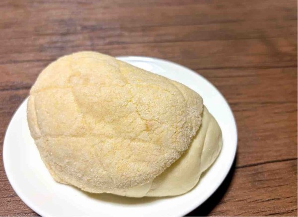 富良野バター塩パンのお店 雪うさぎベーカリー : 目指せ1000万円貯金と