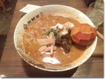 札幌ラーメン共和国 森町ラーメン次郎長の地獄ラーメン 髪の毛なんてただの飾り
