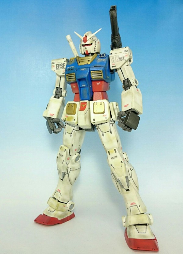 ガンプラ MG RX-78-2 ガンダムVer.2.0 全塗装完成品ウェザリング ガンプラ MG RX-78-2 ガンダムVer.2.0 全塗装完成品ウェザリング