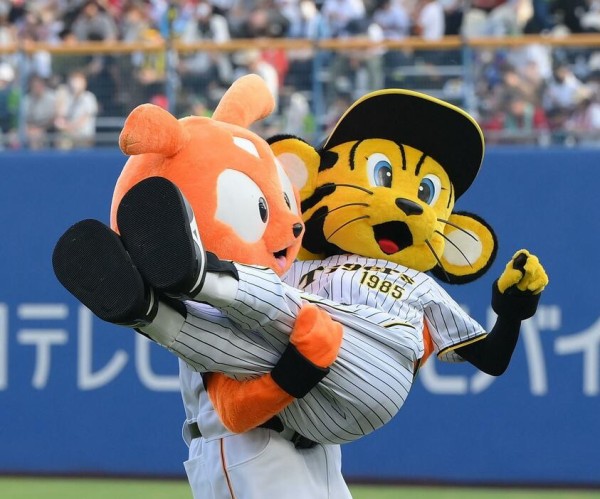 ジャビット トラッキーをお姫様抱っこから投げ捨てる Giants Pride 巨人なんjまとめ