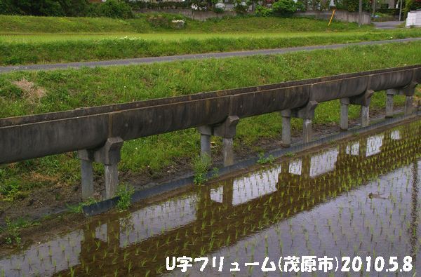 用水路、現役です no.266 : 土木の風景