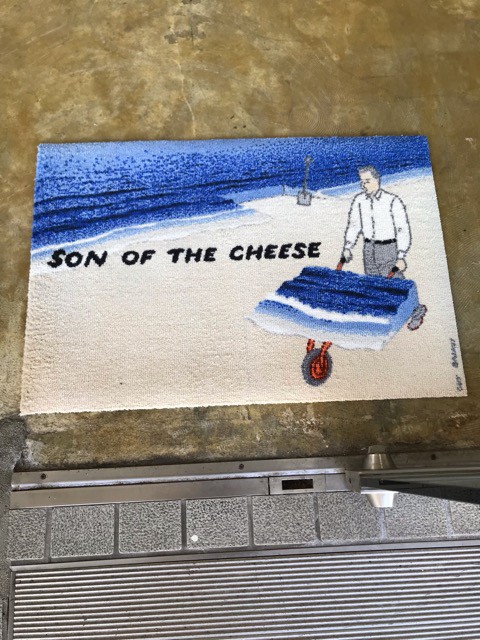 SON OF THE CHEESE : gimmick