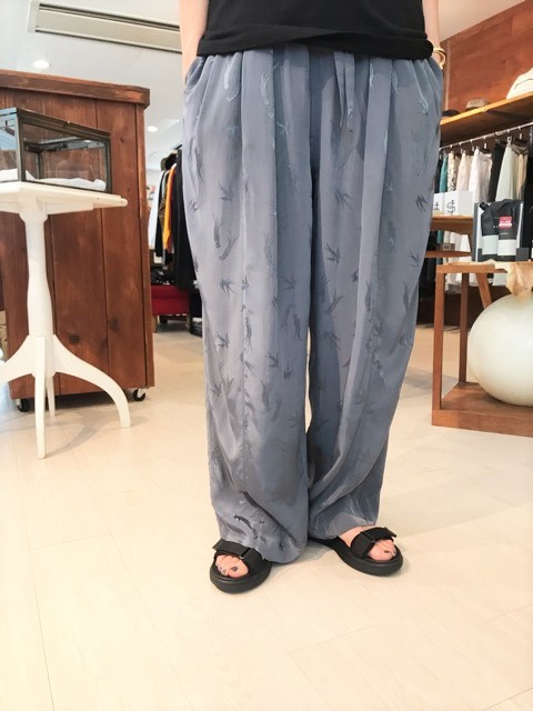 したパンツ TODAYFUL - TODAYFUL Swallow Satin Pants スワローサテン