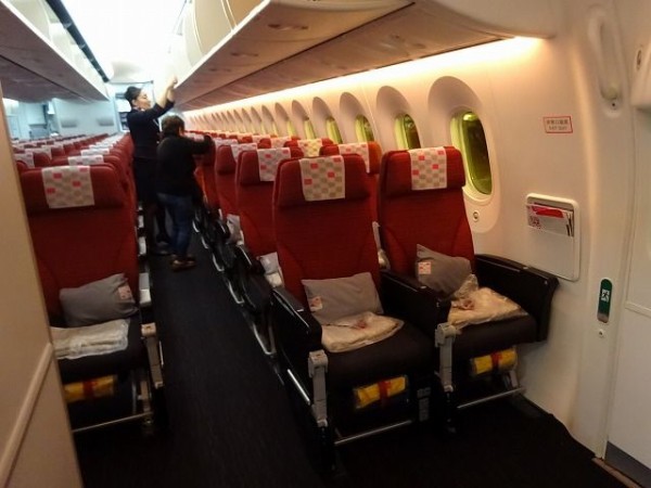 JL771便 B787-9 成田ーシドニー エコノミー非常口席搭乗記 Mar.'19