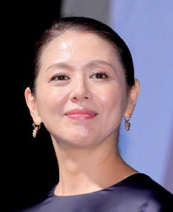 小泉今日子 講談社エッセイ賞受賞 賞金100万円 9月贈呈式 がーるずとーく