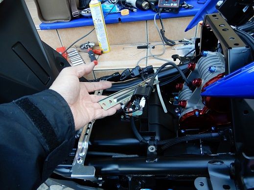 シグナスX 4型 サブフレーム取り付け : T-MAX530 6型 シグナスX
