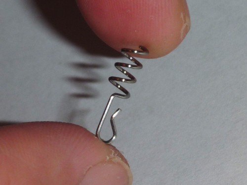 ワームのズレ防止にどーぞ The Die Is Cast