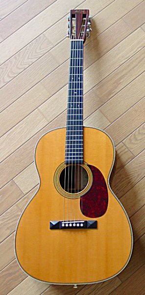 マーティン000の2つの姿 : アメリカン・ルーツ・ミュージック再訪 マーティン000の2つの姿 : アメリカン・ルーツ・ミュージック再訪