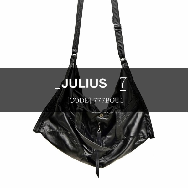 JULIUS トート バッグ