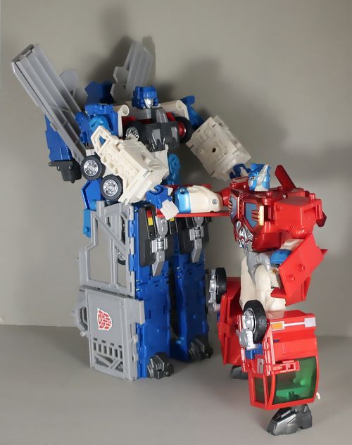 ゴッドマグナスとフォールウーンいろいろ　トランスフォーマー詰め合わせ TransformersRobots In Disguise】Ultra Magnus (God Magnus