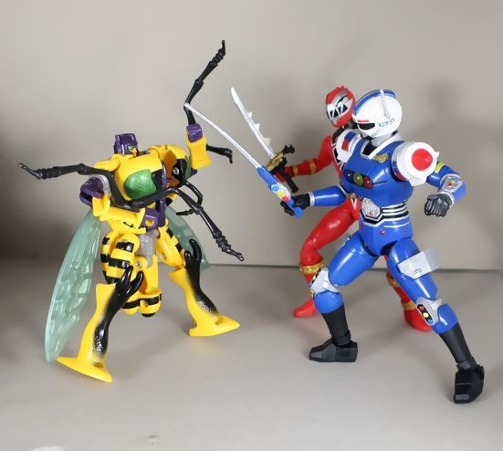 パワーレンジャーズ ライトニングコレクション ターボブルーセンチュリオン Amazon.co.jp: パワーレンジャーズ ライトニングコレクション