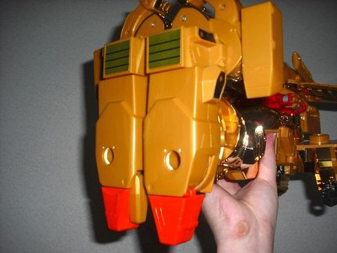DX黄金獣合体グレートゴルドラン : DXセイバーベース