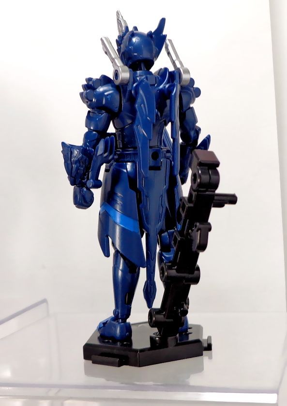 装動Book 4 仮面ライダーセイバー 5 ブレイズ キングライオン大