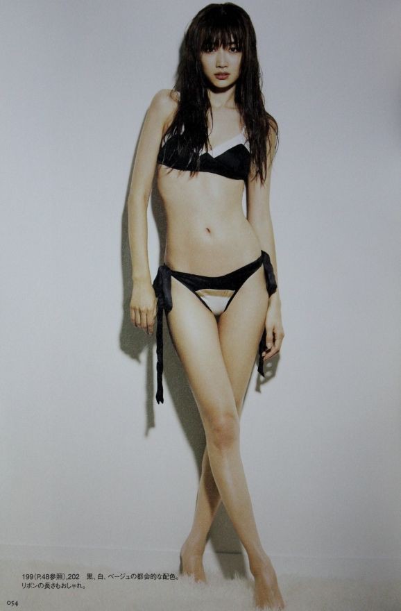 妖艶下着 ヨンア神秘フルヌード撮影裏話 写真集 ゴー ゴー ヨンア のセクシーランジェリー画像公開 紳助がはまった韓国人モデル グラドル 女優 モデル達の過激でセクシーな画像