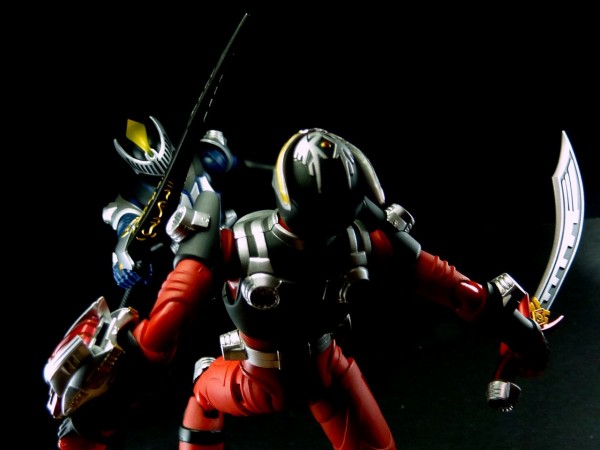 S.H.フィギュアーツ 仮面ライダー龍騎サバイブ レビュー
