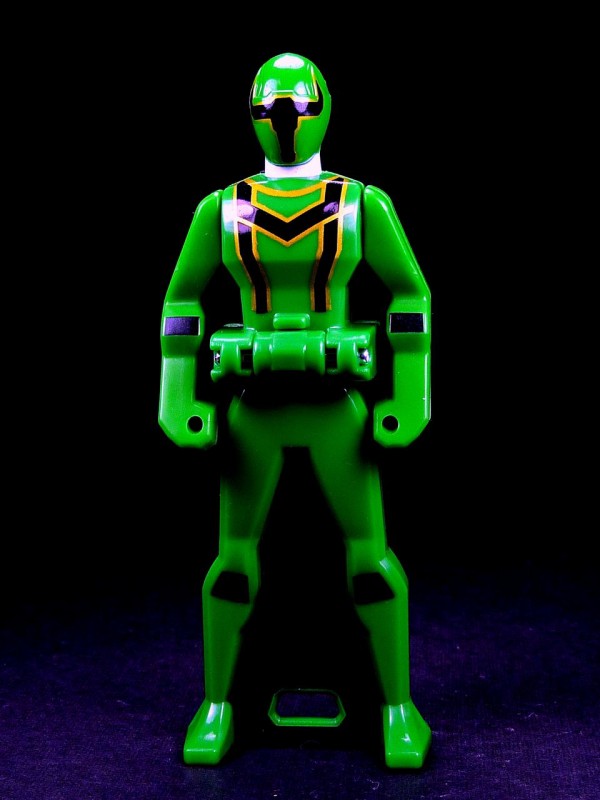 仮面ライダー、アバレンジャーおもちゃセット レンジャーキーセット アバレンジャー＆マジレンジャー レビュー