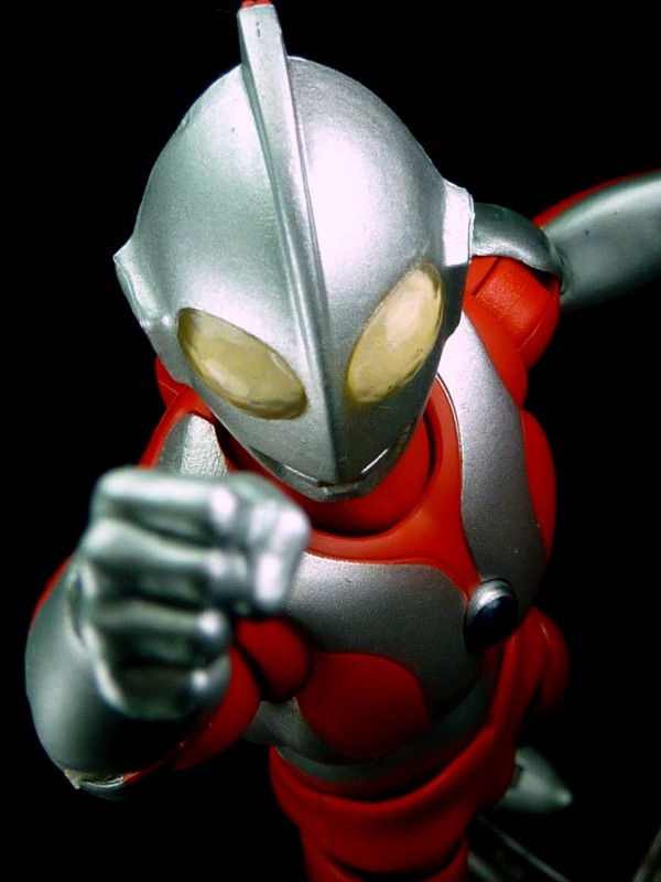 ULTRA-ACT ウルトラマン（リニューアルVer．） レビュー : グレスケ