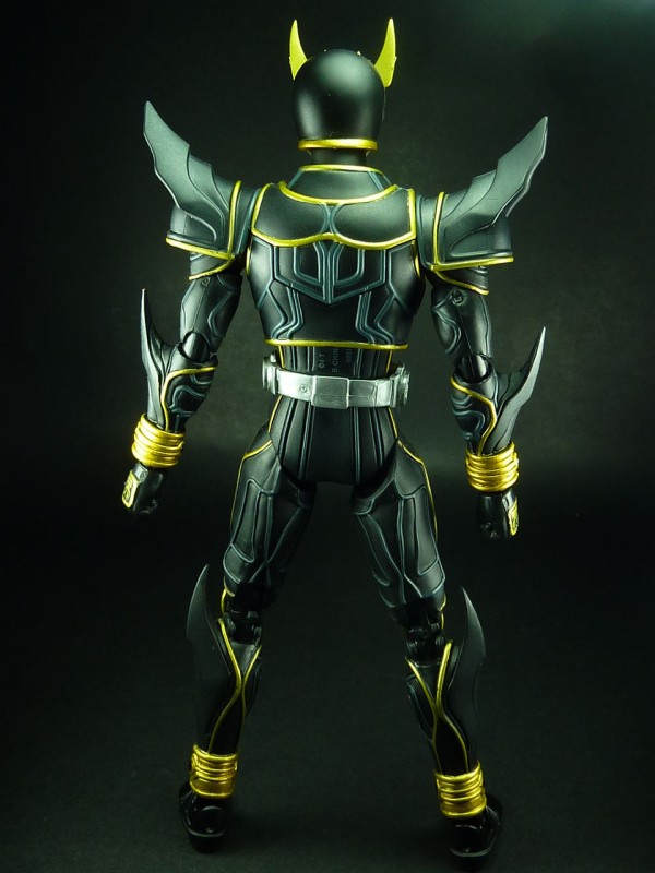 S.H.フィギュアーツ 仮面ライダークウガ アルティメットフォーム