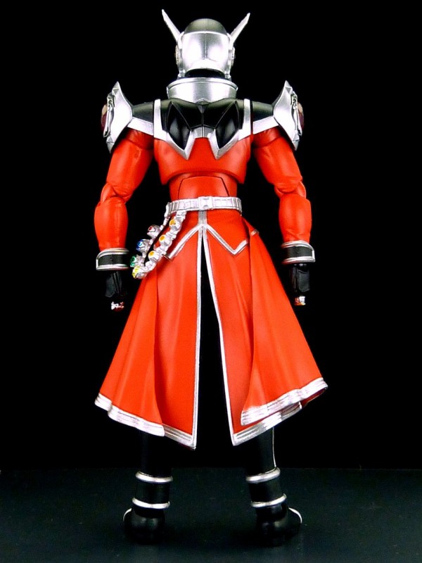 S.H.フィギュアーツ 仮面ライダーウィザード フレイムドラゴン