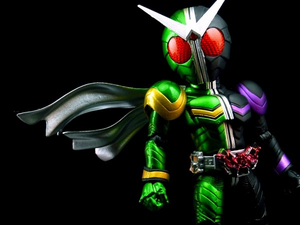 一番くじ 仮面ライダーW＆電王 A賞 R／D（REAL DEFORM） 仮面