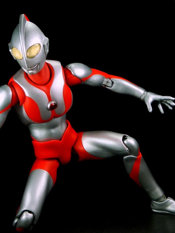 ULTRA-ACT ウルトラマン（リニューアルVer．） レビュー : グレスケ