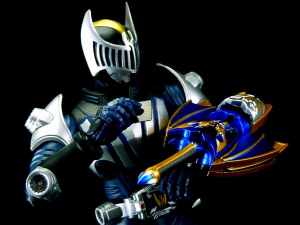 S.H.フィギュアーツ 仮面ライダーナイトサバイブ レビュー
