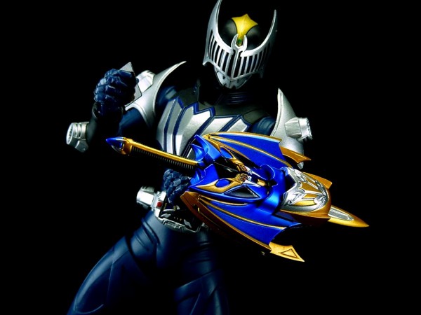 S.H.フィギュアーツ 仮面ライダーナイトサバイブ レビュー